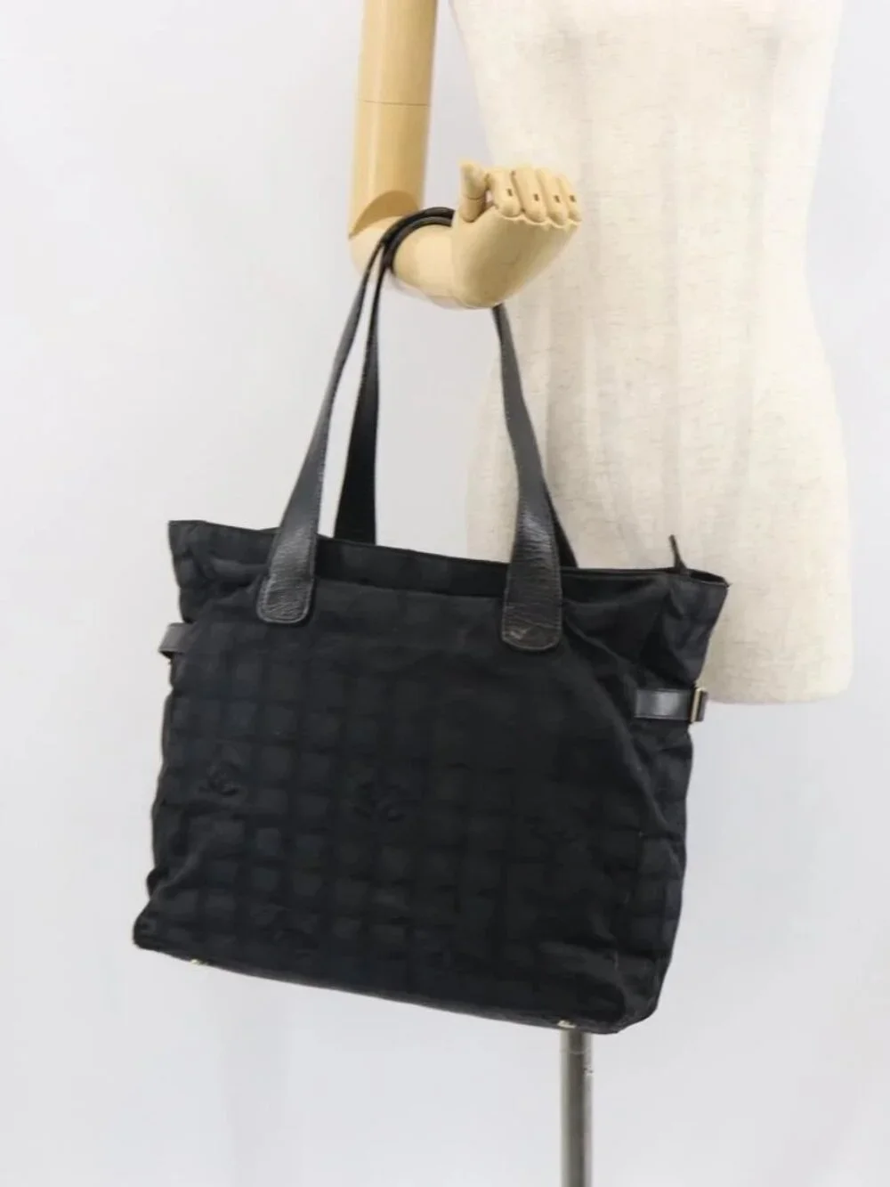 CHANEL New Travel Line Tote Bag Nylon Black Gold CC Auth BA9496